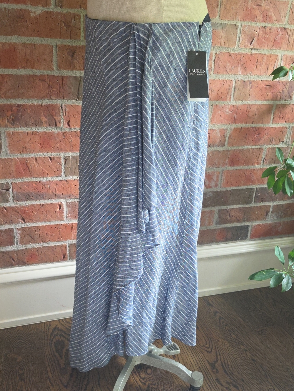 Lauren Ralph Lauren Blue And White Striped 100% Linen Skirt With Ruffle NWT 10 - Picture 2 of 16